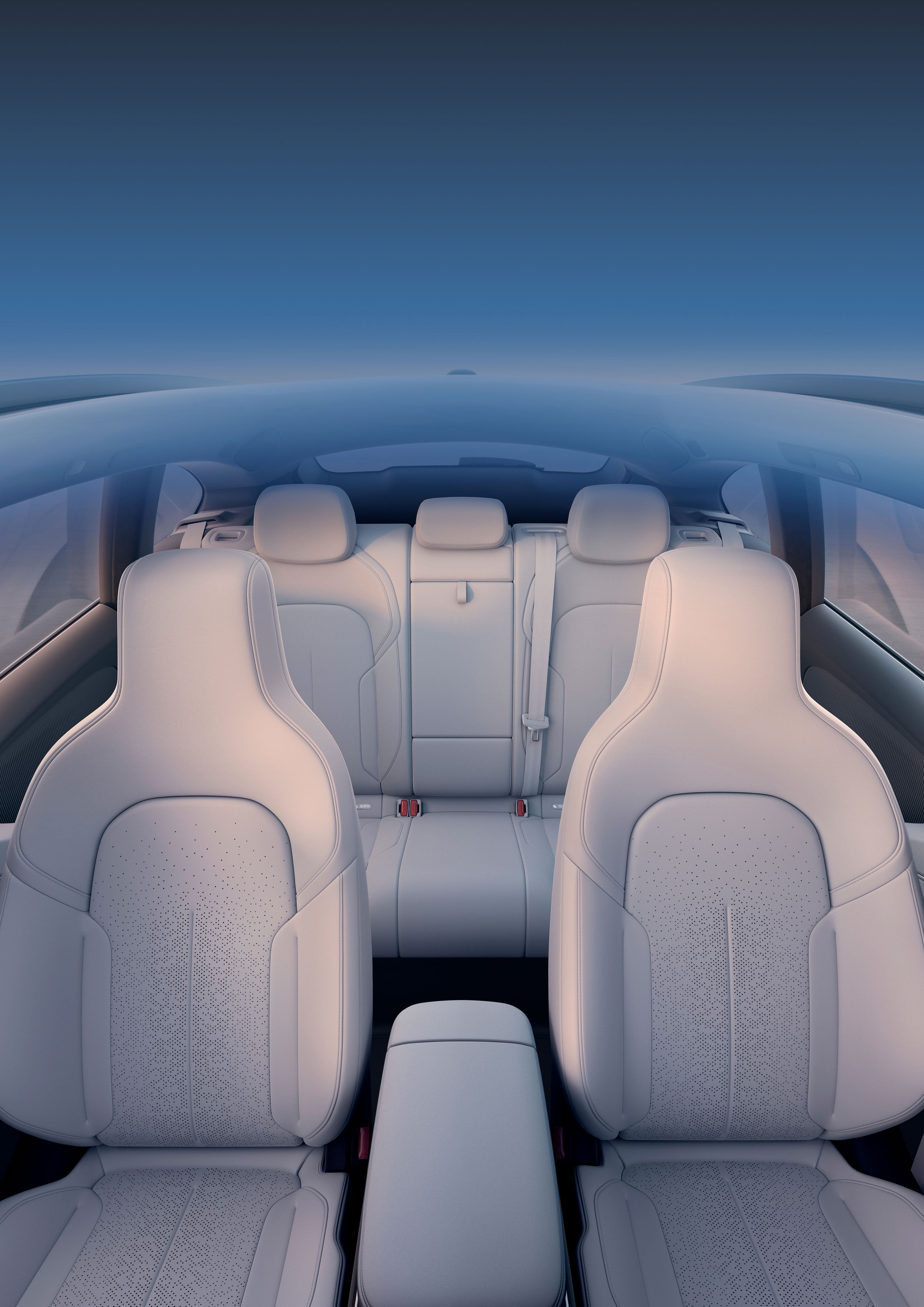 Interiøret er oplyst af det store panoramaglassoltag, der giver mulighed for et ultrastort dagslysområde på 1,35 ㎡. Det bringer omverdenen ind i kabinen, og er med til at give en følelse af lys og glæde på rejsen.