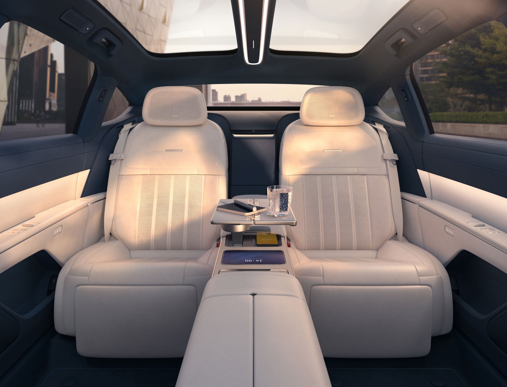 The original four-seat layout creates four independent executive spaces, each of which has its dedicated view and experience. Enjoy an executive suite of your own.