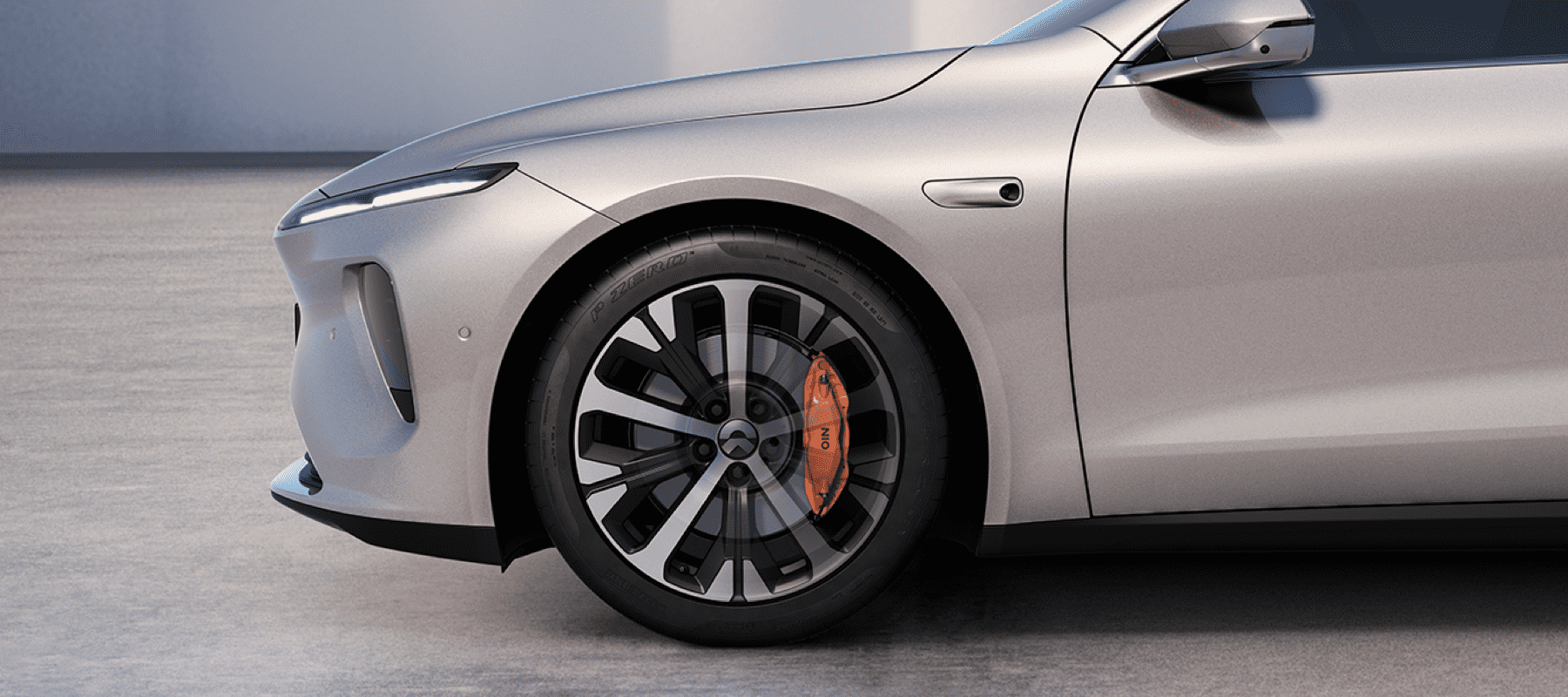 High-Performance Brembo remklauwen met 4 zuigers voor krachtprestaties