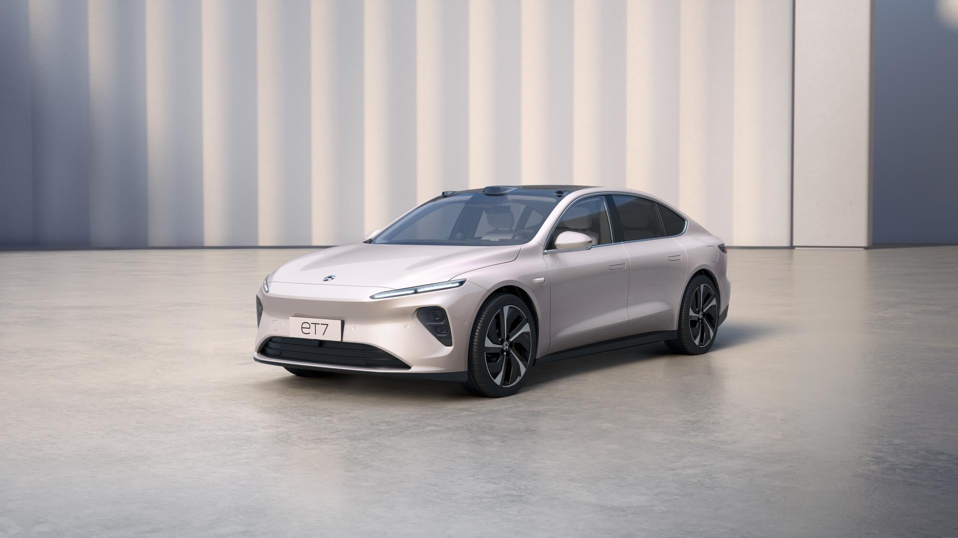 Test Drives of NIO’s First Sedan, the ET7 Lead to Remarkable, Rave Reviews