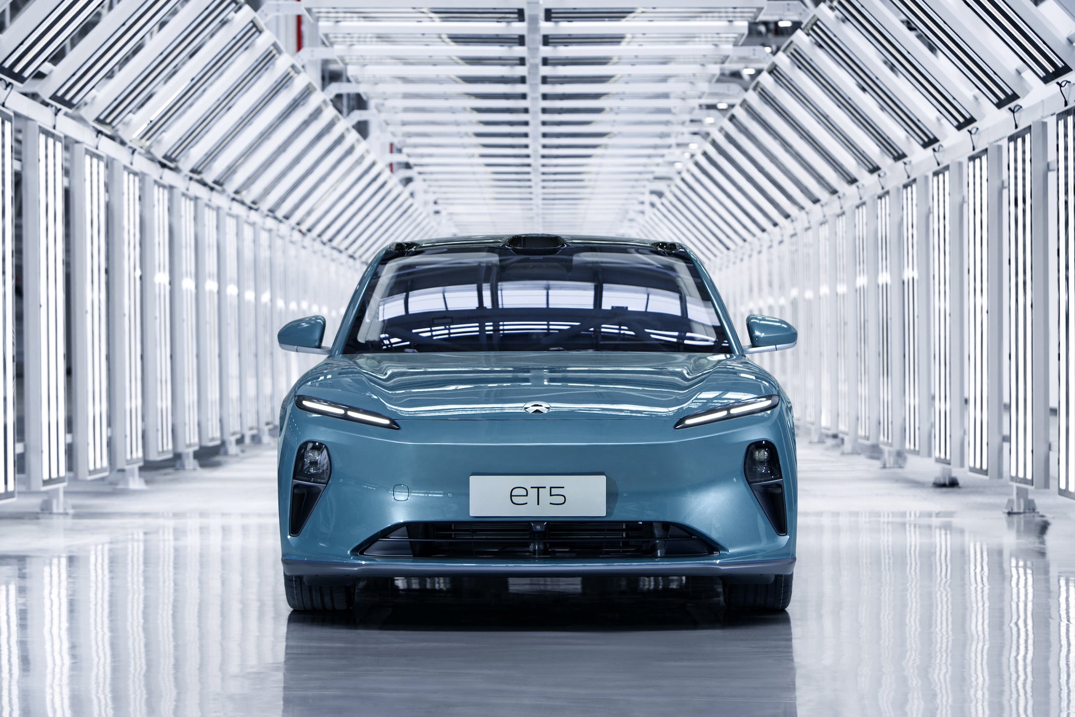 First NIO ET5 Tooling Trial Builds Roll Off Line at NeoPark